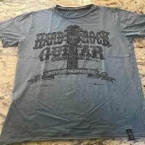 Blue hard rock cafe t shirt